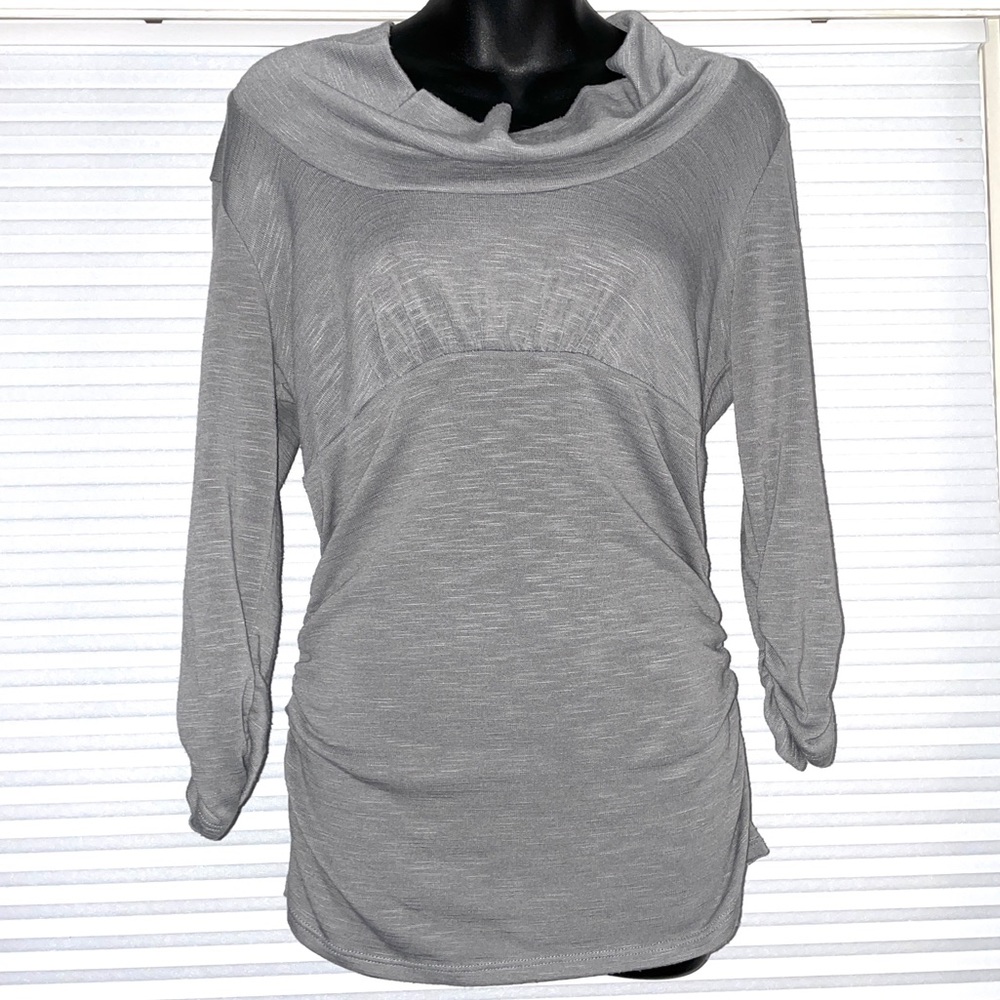Susie Rose Gray Cowl Neck Lightweight Sweater Womens Medium M